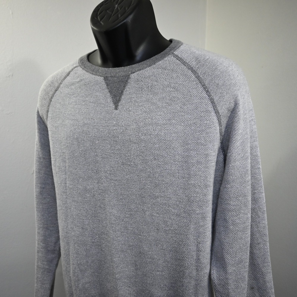 Banana Republic Crew Neck Sweater Mens Large Gray Viscose Long Sleeve Pullover